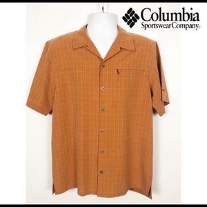 Columbia men’s short sleeve button up collar med